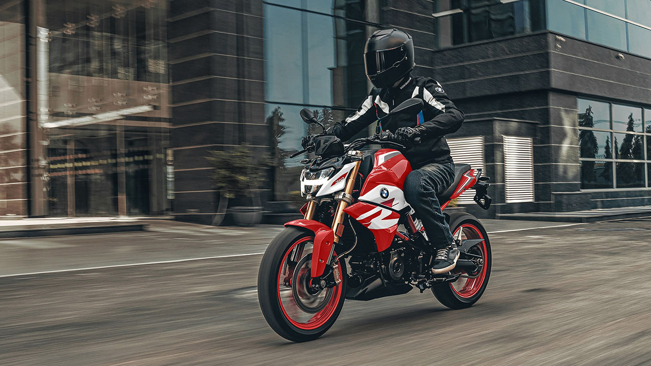 BMW G310R top speed