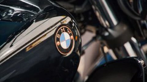 BMW R18 fuel tank