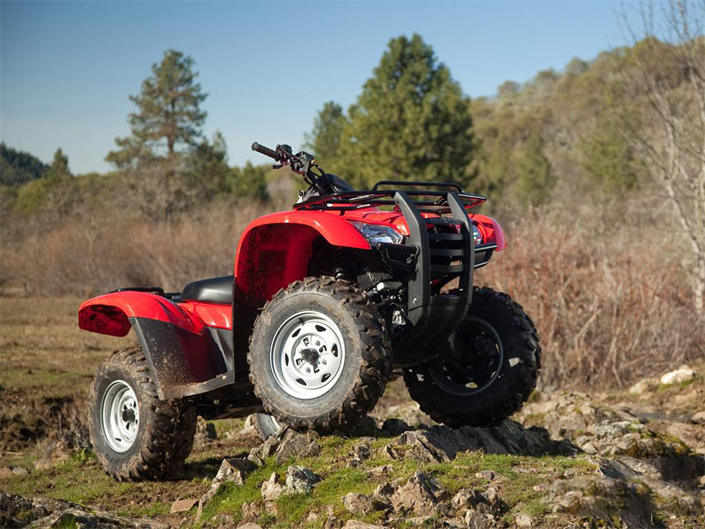Honda 300 Fourtrax drive on terrain