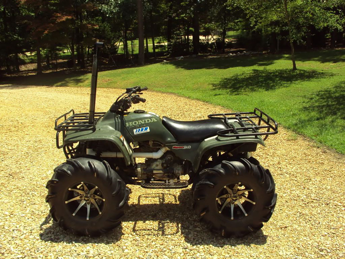 Honda 300 Fourtrax lifestyle