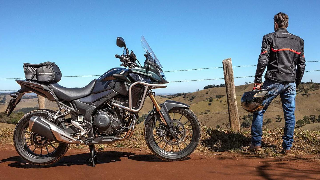 Honda CB500X lifestyle 1