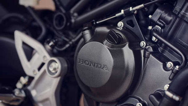 Honda CBR300R engine