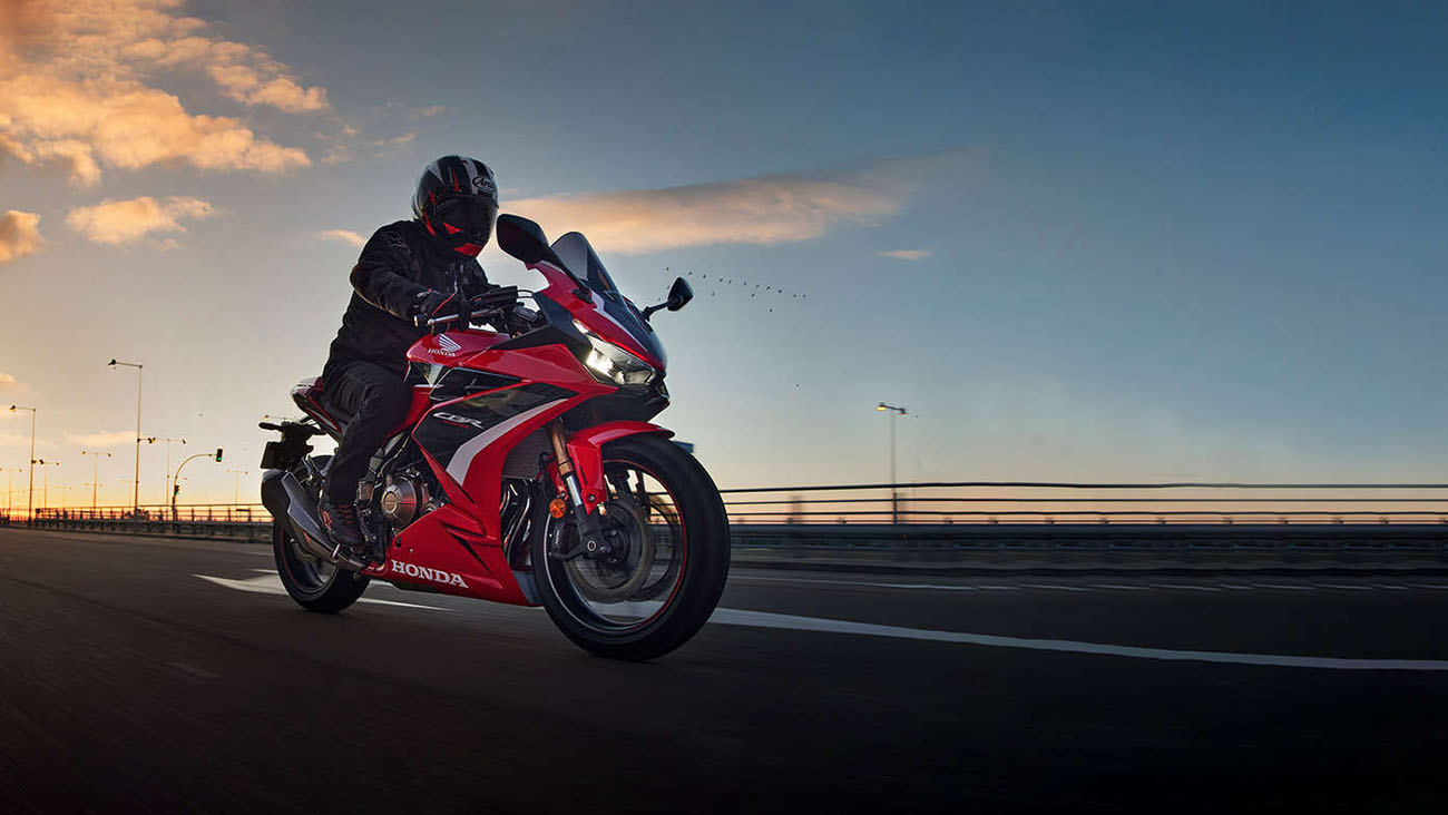 Honda CBR500R driving