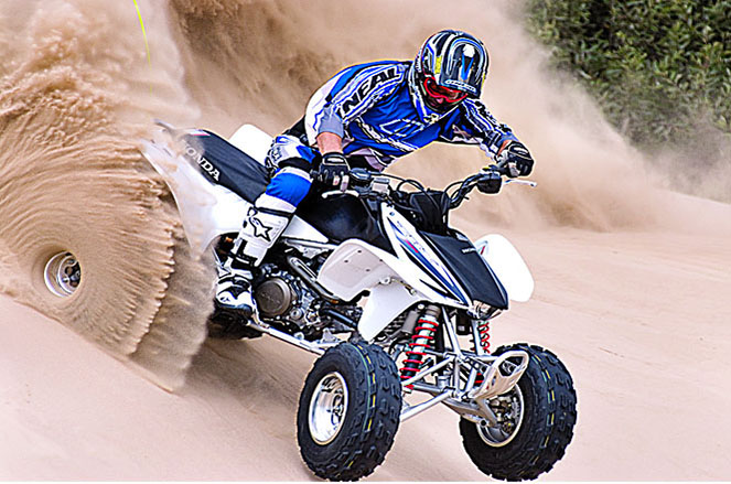 Honda TRX 450R driving