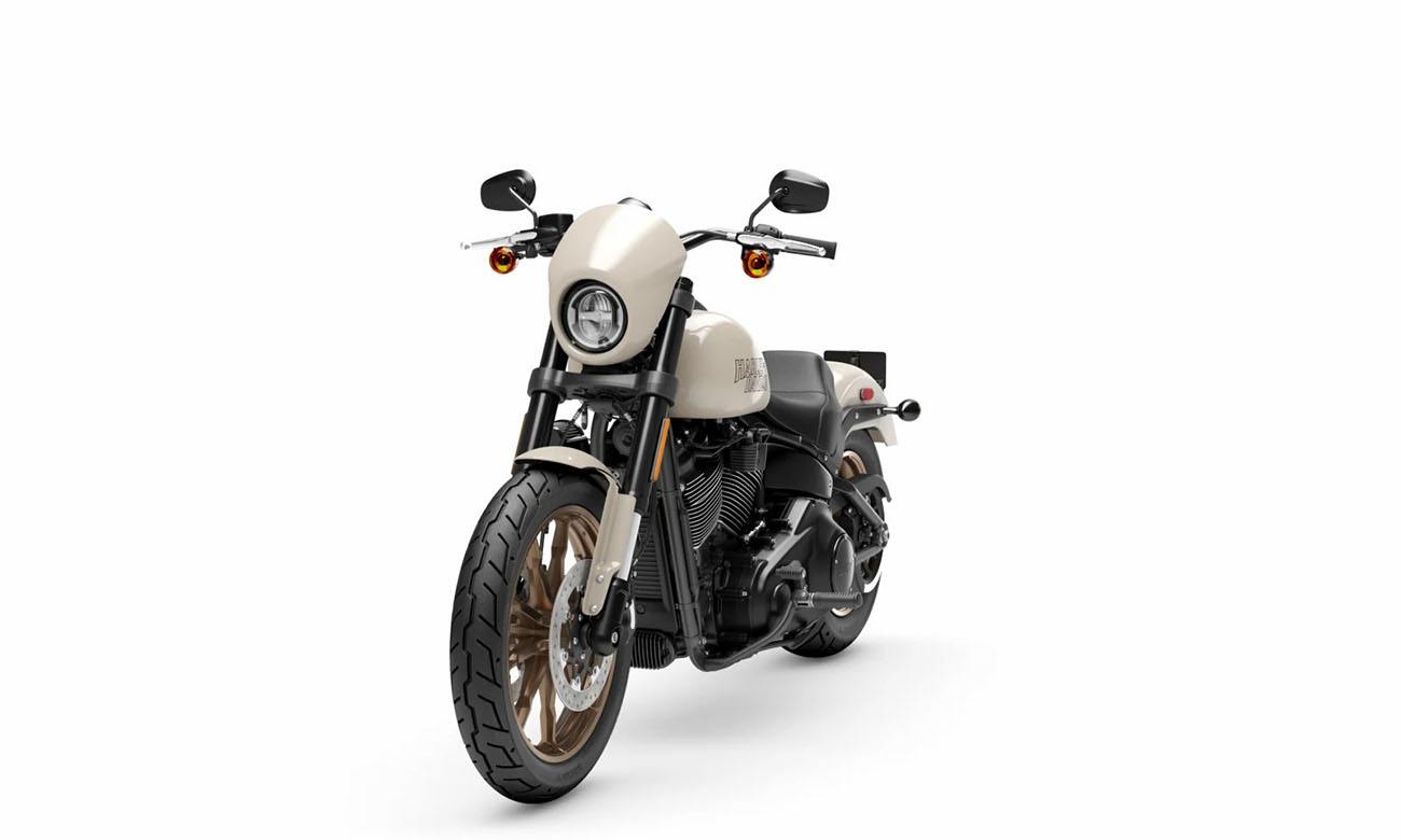 Low Rider S exterior 3