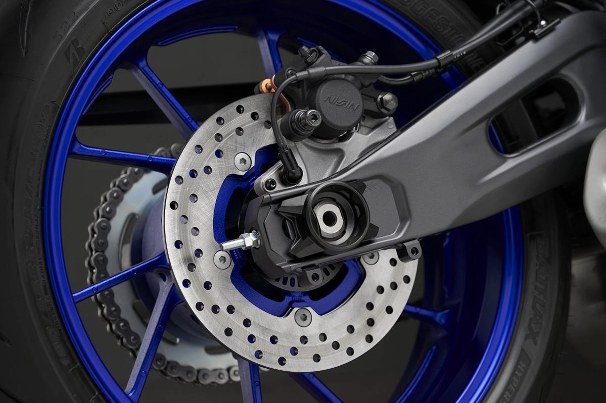 Yamaha R7 brake