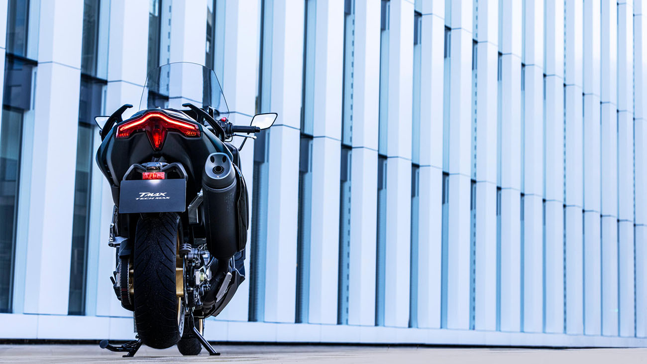 Yamaha Tmax Tech Max exterior 1