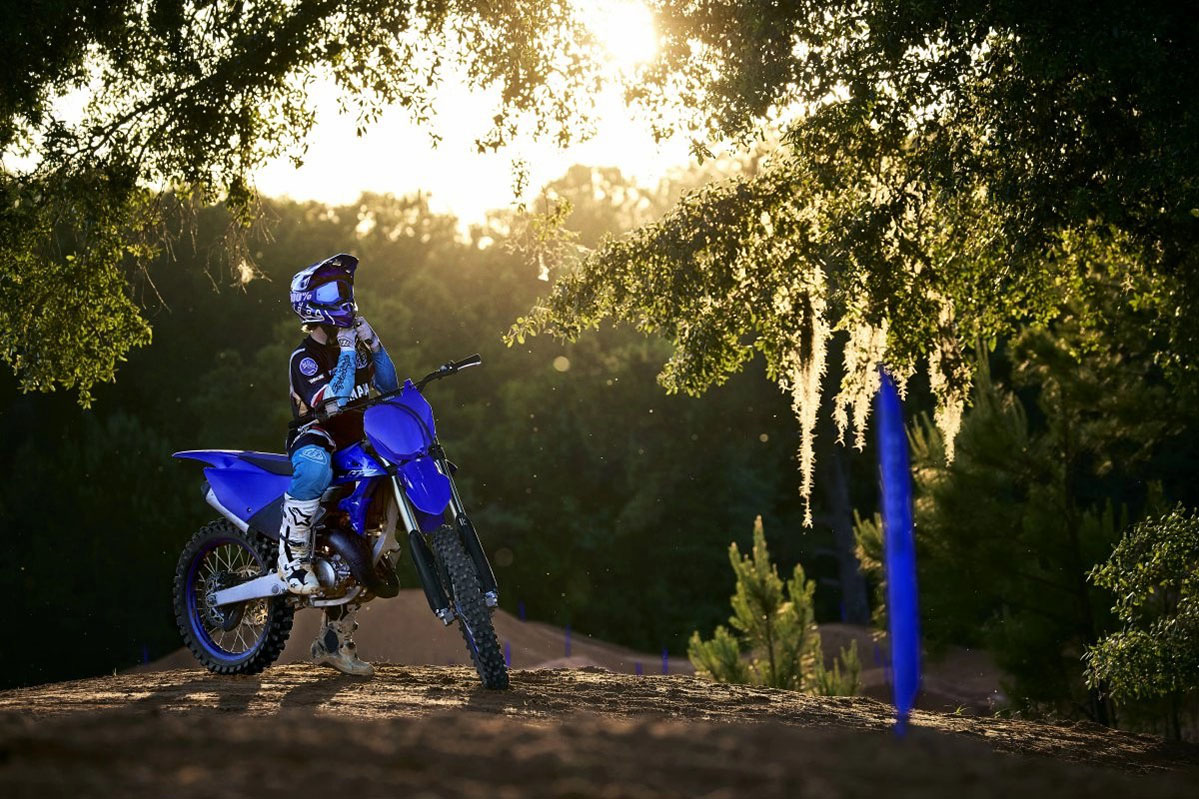 Yamaha YZ125 driving 3
